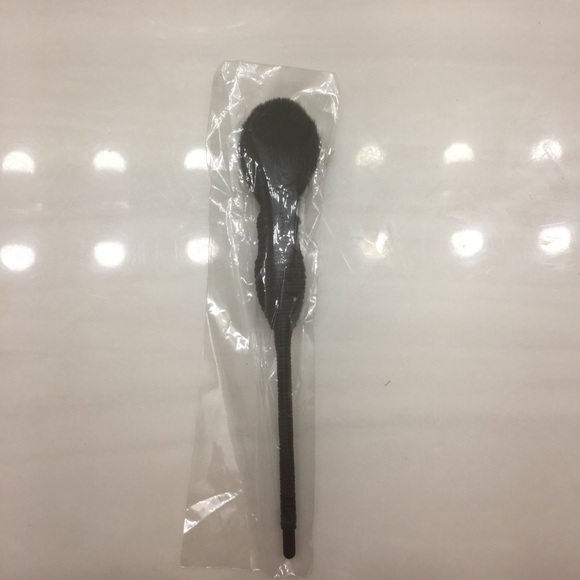 NARS yachiyo spiral brush #27 - Picture 1 of 2